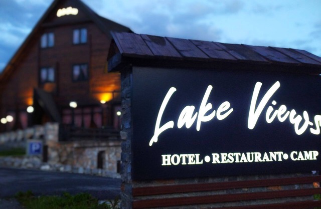 Lake Views Hotel contains 10 units