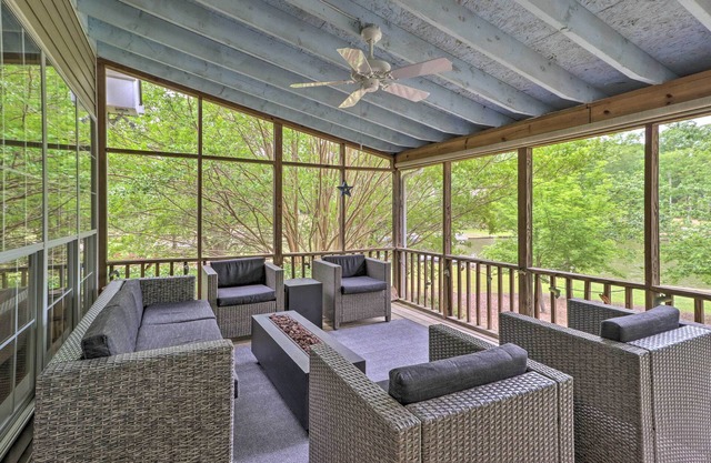 Lakefront House with Private Dock + Fire Pit!