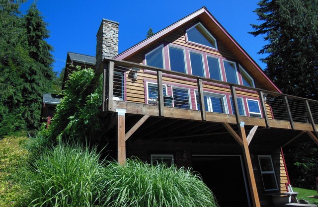 Lakehouse Getaway For Fun In The Sun