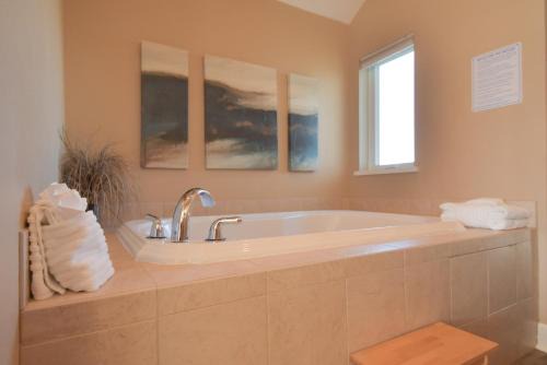 Lakeshore Lodging Lodge 710