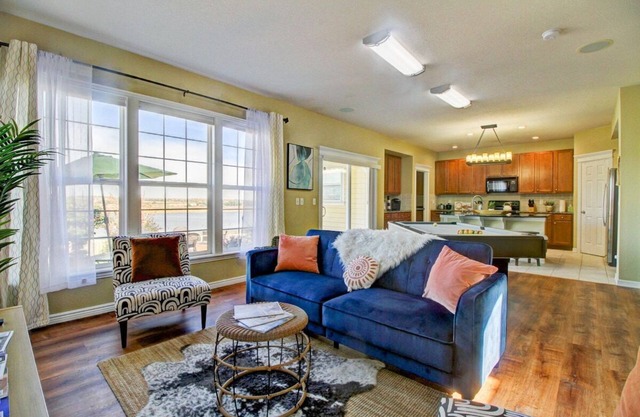 Lakeview | Gameroom | Pool Table