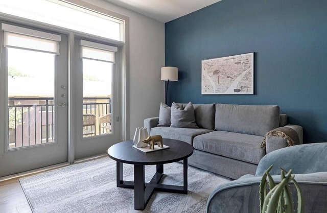 Landing | Amazing 1BD, Courtyard, Yoga Studio