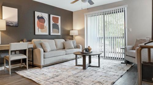 Landing Apartments Jacksonville - Windy Hill