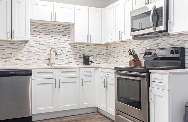 Landing at Arbor Haus - 1 Bedroom in Carpenter