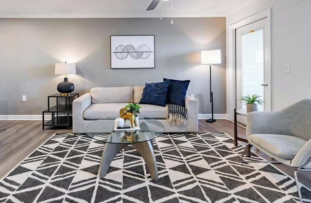 Landing at Bellingham Park - 1 Bedroom in Hanov.