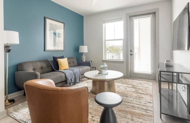 Landing at Corner on Main - 1 Bedroom in Spring.