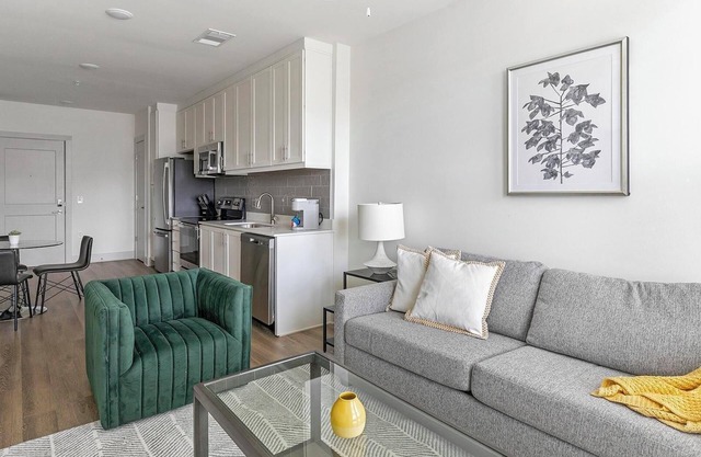 Landing at The Gallery - 1 Bedroom in West Hunt.
