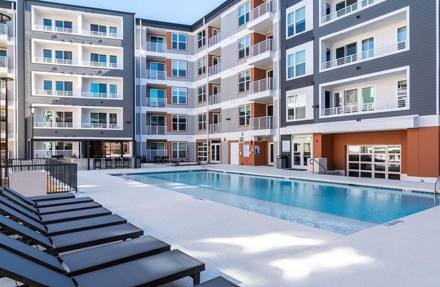 Landing | Beautiful 1BD, Clubhouse, Game Room