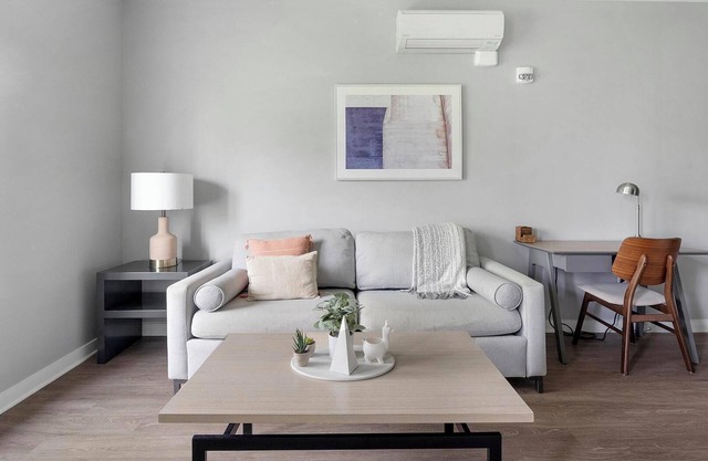 Landing | Beautiful Studio, Gym, Clubhouse