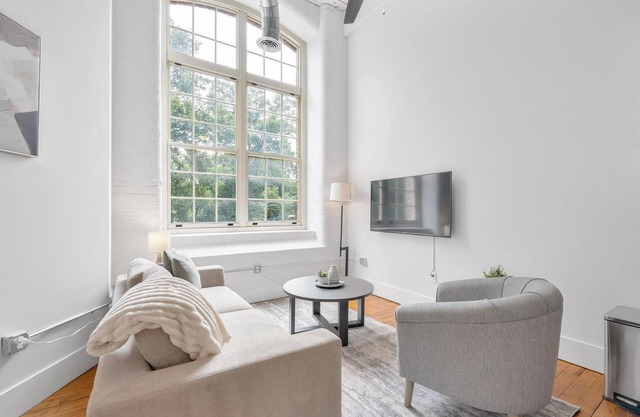 Landing | Incredible 1BD, Yoga Studio, Gym