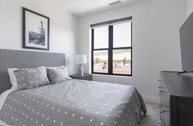 Landing | Stunning 2BD, Gym
