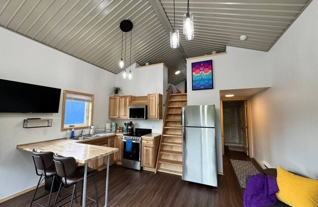 Lane's MountainTop Cabin