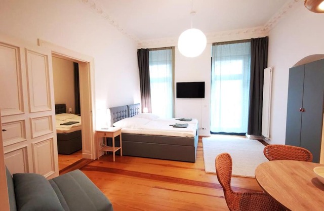LANG Li by ROCKCHAIR Apartments l SUPERHOST Status l 2 Bedrooms Boxspringbeds in City Center - Cozy Family & Business Flair welcomes you!