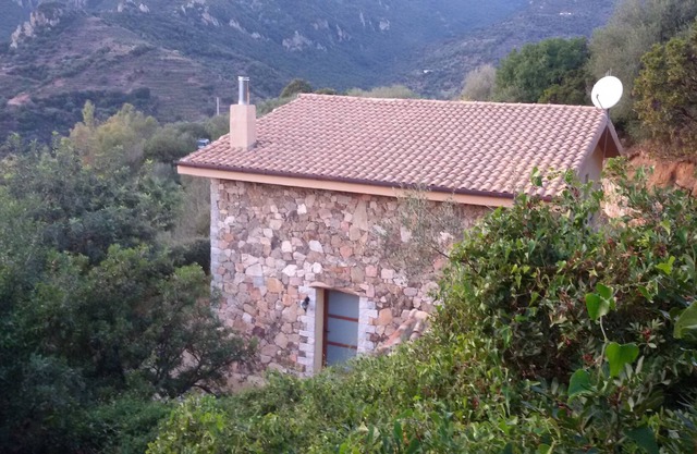 Lanusei Domus Nunziata, Property with Veranda, Terraces, Garden. WiFi.