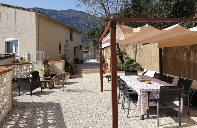 Large air conditioned two bedroom apartment with garden and stunning views