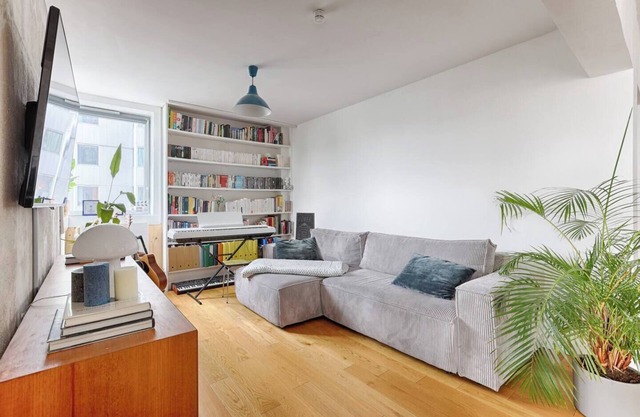 Large apartment in the center of Paris. Ideal for families (10 people!)