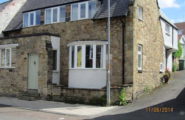 Large Cottage In Prime Village Position