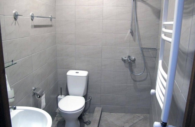 Large Double Room #7