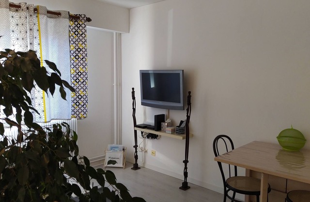 Large fully equipped studio near the city center