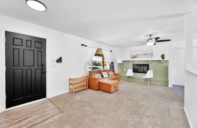 *Large groups welcome! Sleeps 10!*