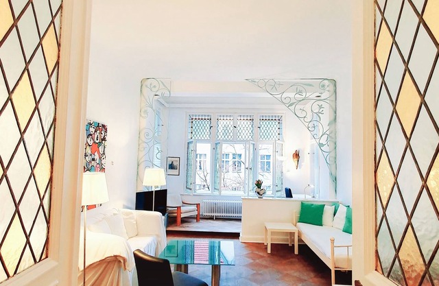 Large holiday flat 2 bedrooms in best city location n. Kurfuerstendamm KaDeWe