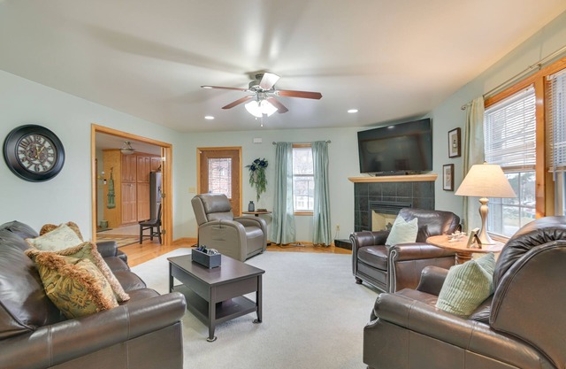 Large Home w/Deck & Grill ~ 9 Mi to Virginia Tech