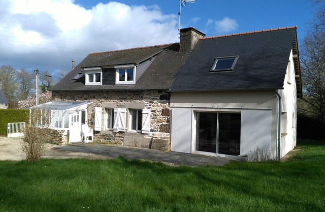 Large house without vis-à-vis 10 min from the beach