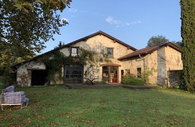 LARGE LANDAISE HOUSE with POOL