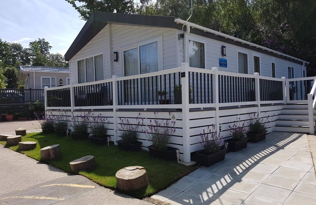 Large luxury lodge available to rent
