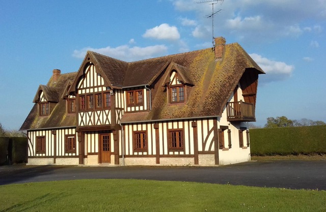 Large Norman house 4 bedrooms
