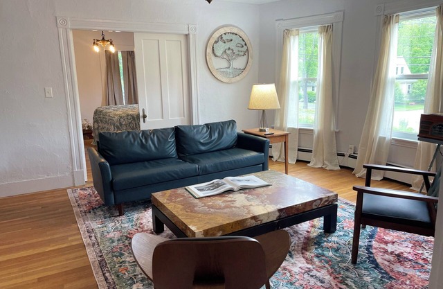 Large Sunny Main Floor Historic Apartment