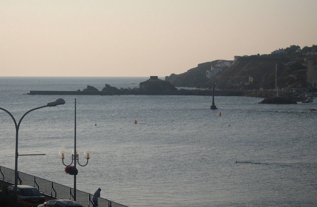 Large T2 duplex with character, all comfort, exceptional sea view