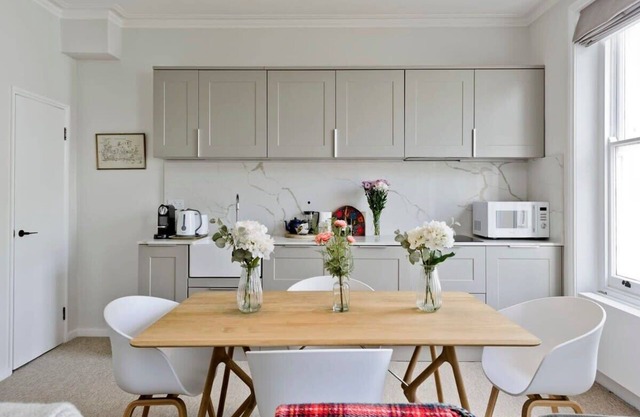 Large & Wonderful 1 Bed, Pimlico