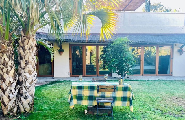 Las Palomas Coastal Retreat, Tarifa sleeps 2-4