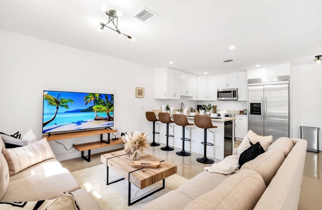 Last Chance for Summer Savings in Florida