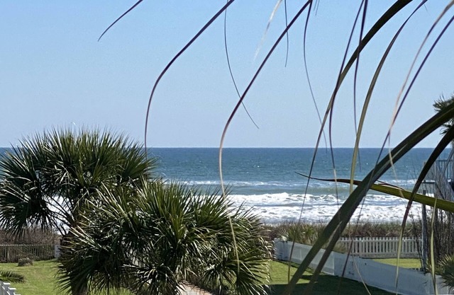 Last Minute and Fall Deals Ocean Views Luxury Beachside Village Great 4 Family