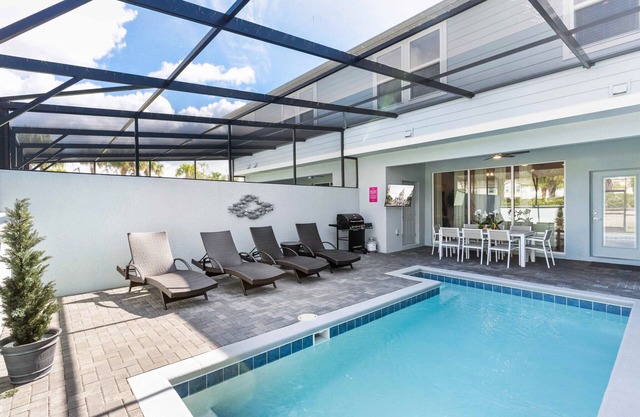 Last Minute Disney Getaway! Private Pool & Themed Bedrooms. Book Now! #99357