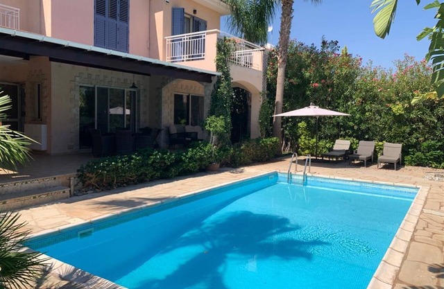 Latchi Beach - Gated 3 Bed Villa - 200m to Blue Flag Beach - Private Pool - Wifi