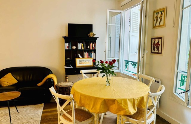 Latin Quarter, close to rue Mouffetard, gardens, Sorbonne, central, well connected