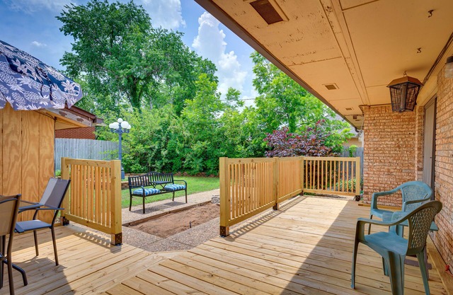 Lawton Home w/Deck, Near Casinos + Museums!