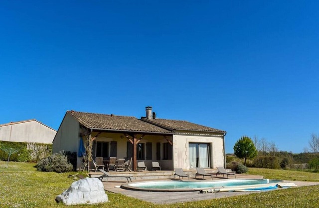 Le Chene - Perfect holiday getaway with pool and Tennis
