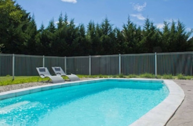 Le Coucouru, Villas Saint Laurent. Villa 4 pers, air conditioning, private pool