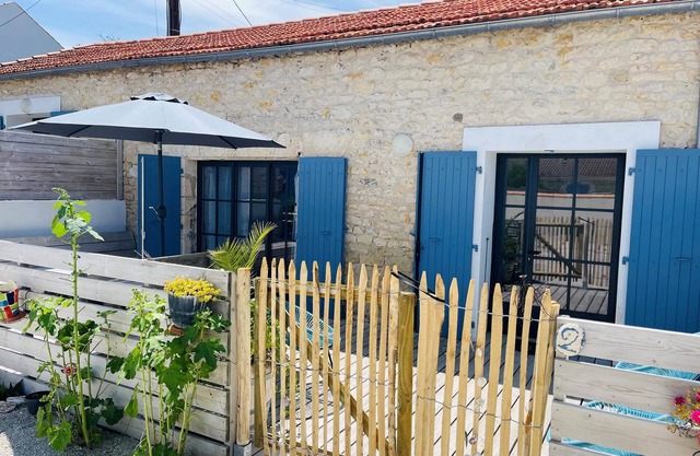 LE DUPLEX, Gîte 2. Clos des Aigrettes, 30m from La Cotinière’s Port
