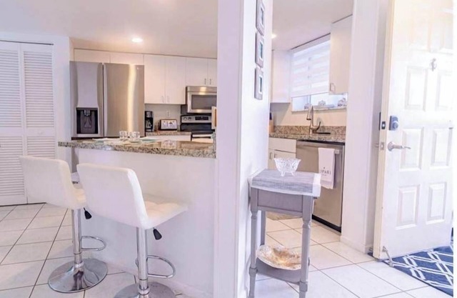 Le Frontenac in Sunny Isles unit 402 (STR-03003)