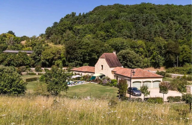 Le Hibou Heureux - Beautiful Villa for 8 With Private Pool and Garden/Parking