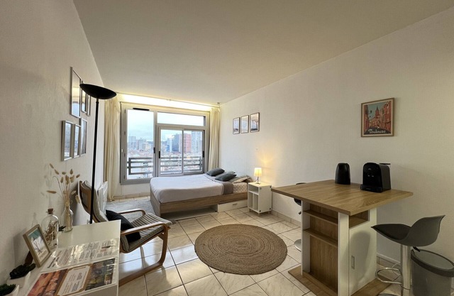 Le Jaurès : Studio avec vue incroyable