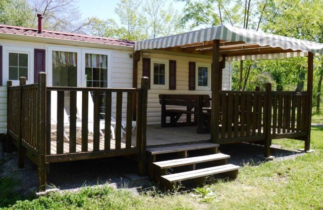 LE MAS DES CHENES Mobile Home 4 people A
