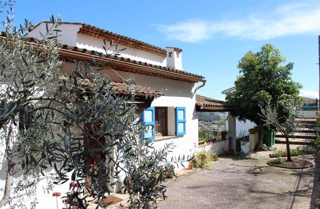 Le Mazet - LA COLLE SUR LOUP