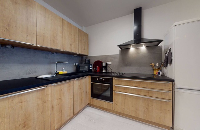 le nid cosy 1 free garage up to 2