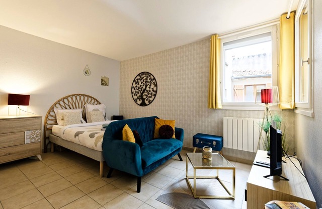 Le Petit Gourmet - Studio Apartment, Sleeps 2